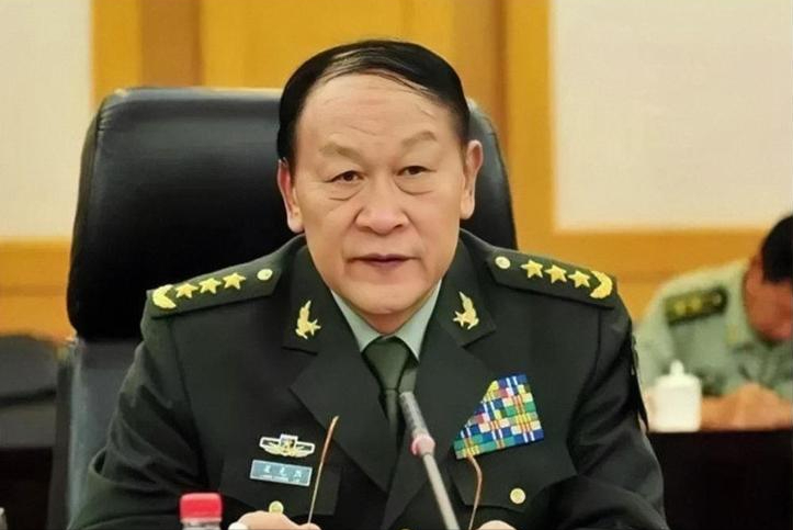 現任國防部長和總參謀長的角色與職責，引領國家安全的雙璧人，國防部長與總參謀長，引領國家安全的雙璧人核心角色與職責解析