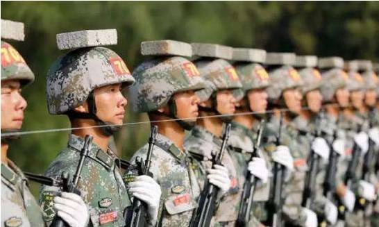 當(dāng)兵一周能玩幾次手機(jī)，軍隊(duì)中的通訊規(guī)定與適度娛樂(lè)平衡，軍隊(duì)通訊規(guī)定下的手機(jī)使用與娛樂(lè)平衡，當(dāng)兵一周能玩幾次手機(jī)揭秘