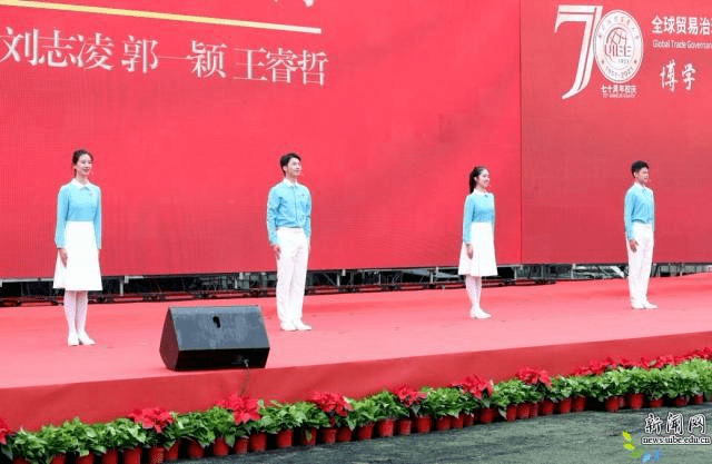 香港賽馬會(huì)論壇精準(zhǔn)六肖，探索賽馬預(yù)測(cè)的魅力與策略，香港賽馬會(huì)論壇精準(zhǔn)六肖，賽馬預(yù)測(cè)的魅力與策略探索