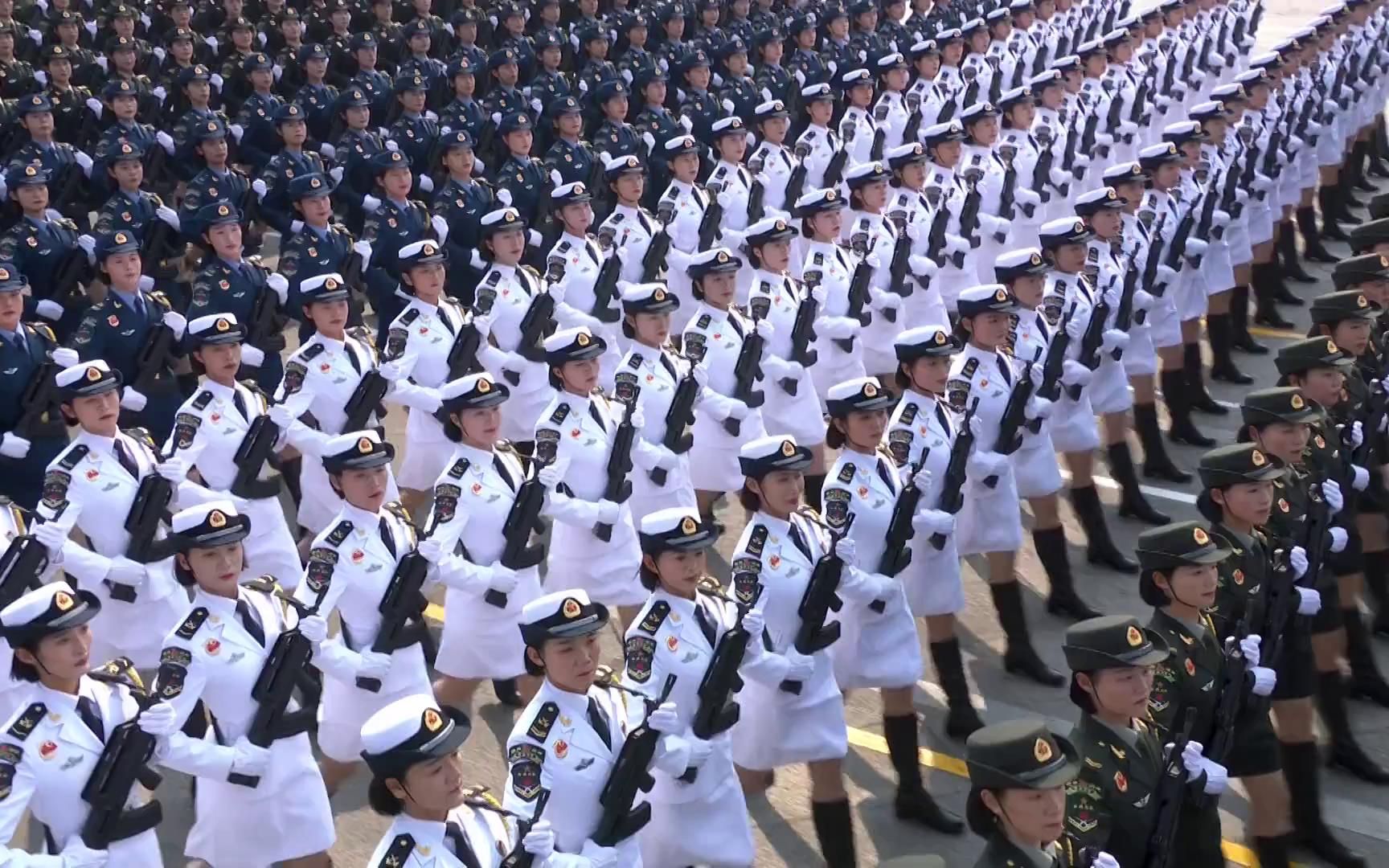 震撼全球，2019閱兵式高清完整版回顧，震撼全球，2019閱兵式高清完整版回顧視頻發(fā)布