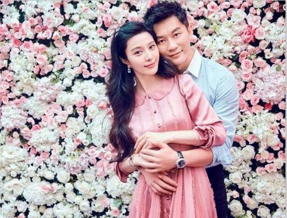 李晨三口之家全家福，幸福家庭的溫馨瞬間，李晨一家三口全家福，幸福家庭的溫馨瞬間