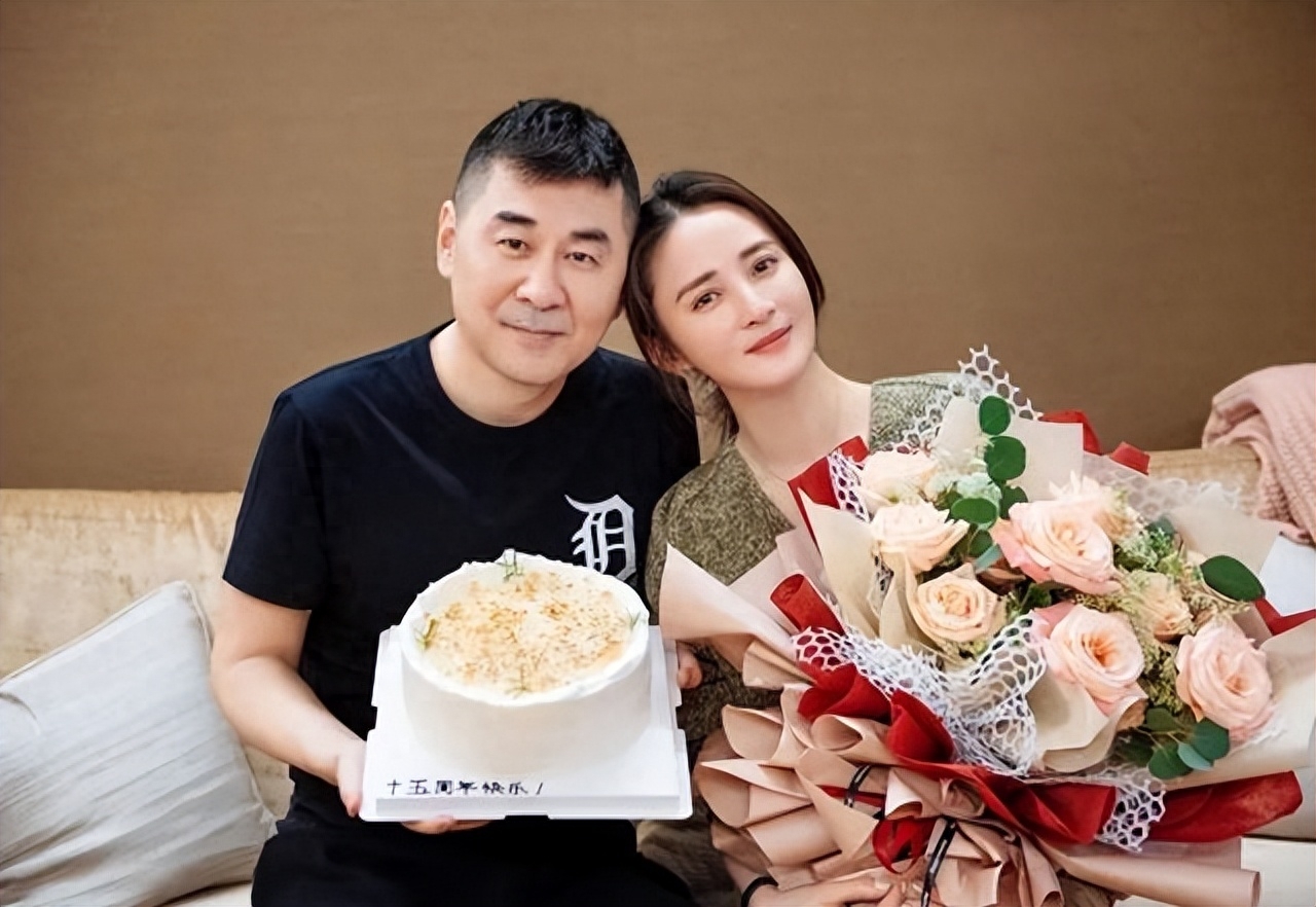 陳建斌三個(gè)妻子都是誰，深度解析，陳建斌的三位妻子揭秘，深度解析背后的故事