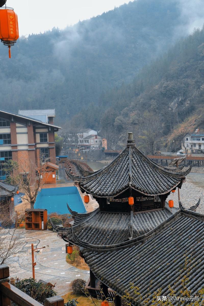 成都附近旅游景點(diǎn)大全，探索周邊的自然與文化魅力，成都周邊旅游景點(diǎn)大揭秘，自然與文化的雙重魅力探索