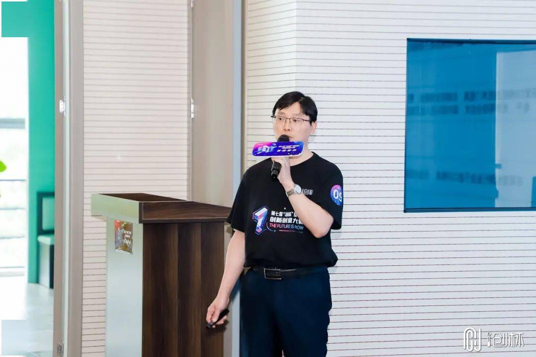 今日凌晨六點二十六分，一場激烈的對決即將開戰(zhàn)，今日凌晨激戰(zhàn)一觸即發(fā)，對決開啟時刻