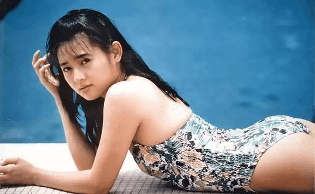 探索娛樂圈，那些曾經(jīng)拍過三級的女星，探索娛樂圈，那些曾涉足三級的女星們的傳奇故事
