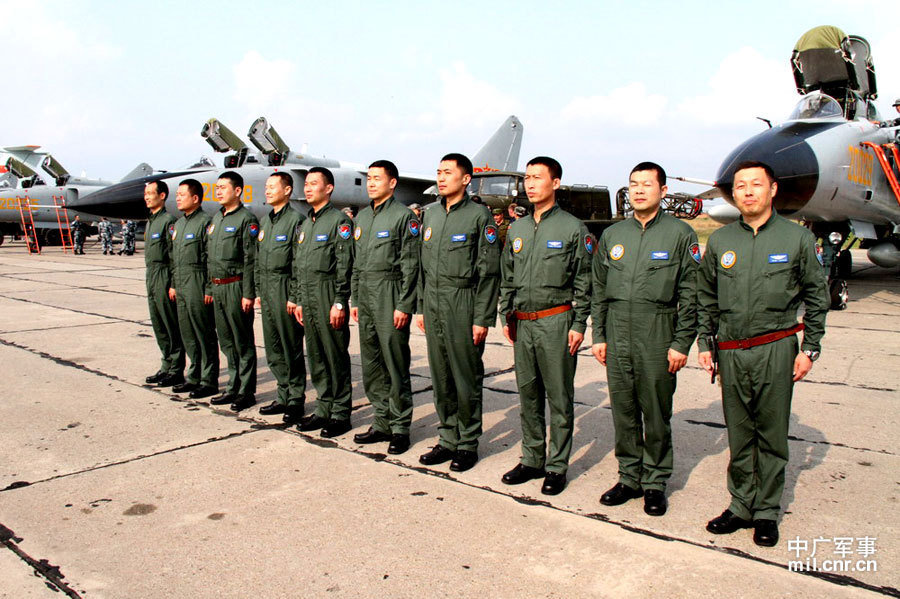 中國(guó)空軍圖片，歷史與現(xiàn)代的壯麗展示，中國(guó)空軍歷史與現(xiàn)代的壯麗圖片展示
