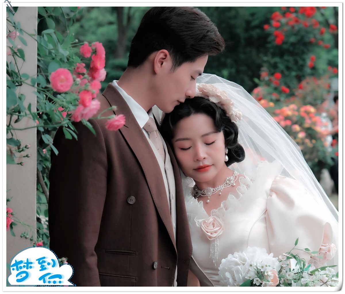 花花結(jié)婚照，打造浪漫婚紗照的秘訣，浪漫婚紗照的秘訣，花花結(jié)婚照的打造之道