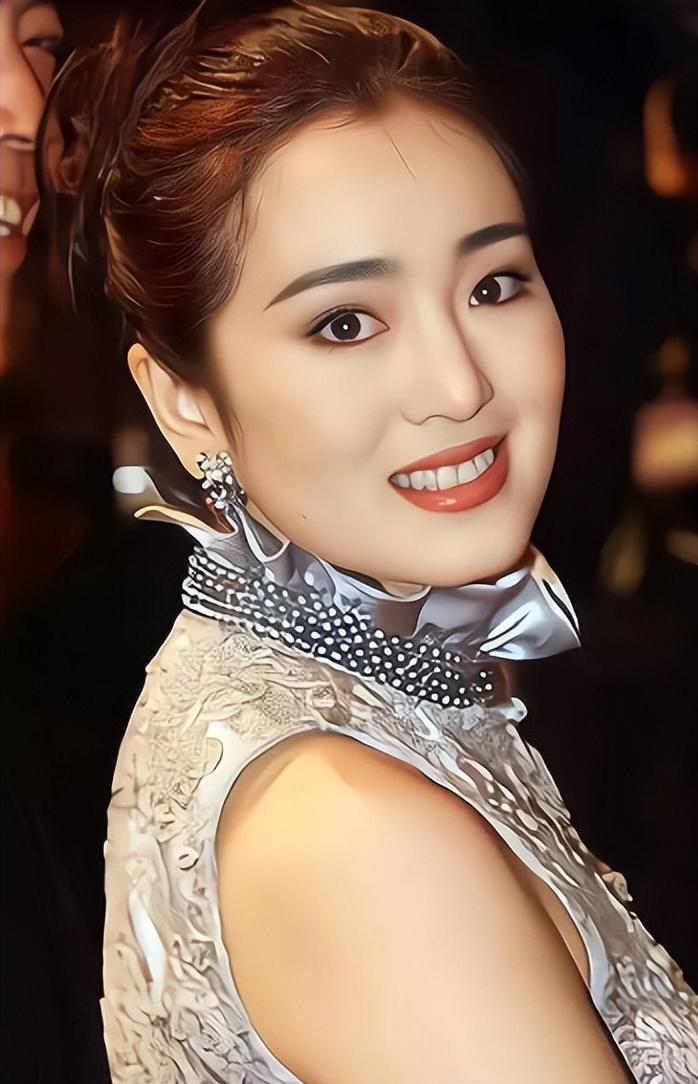 中國女明星顏值榜排名，美麗璀璨，星光熠熠，中國女明星顏值排名榜，璀璨星光，美麗閃耀榜單之巔