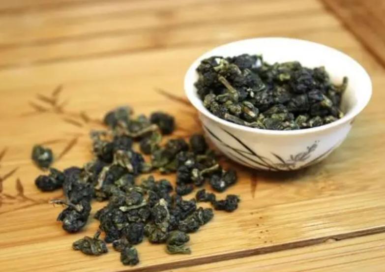 烏龍茶，揭示其功效與作用的神秘面紗，烏龍茶，揭開其功效與作用的神秘面紗