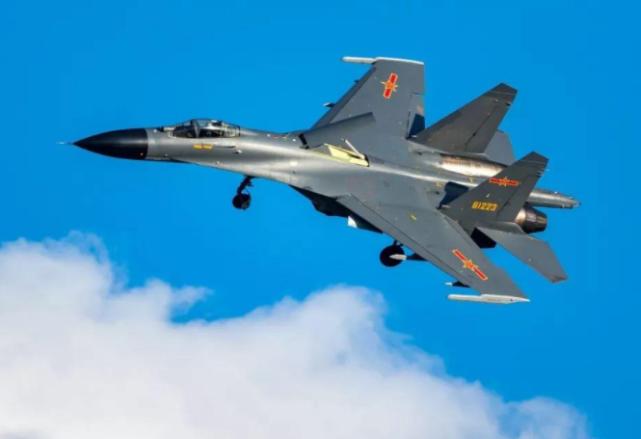 殲-11B戰(zhàn)機(jī)高清圖片展示，殲-11B戰(zhàn)機(jī)高清圖片展示，揭秘新一代戰(zhàn)斗機(jī)的風(fēng)采