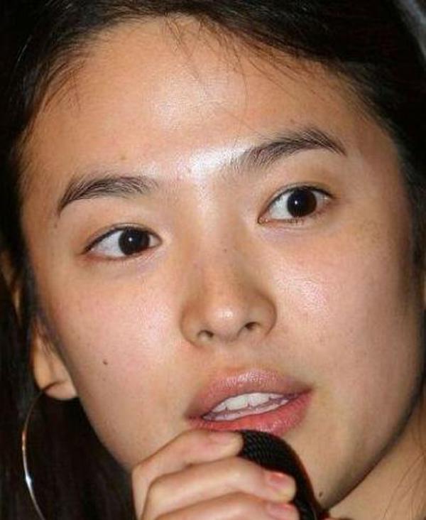 所有女明星素顏照排名，真實之美無需修飾，女明星素顏排名，真實之美的裸妝展現(xiàn)