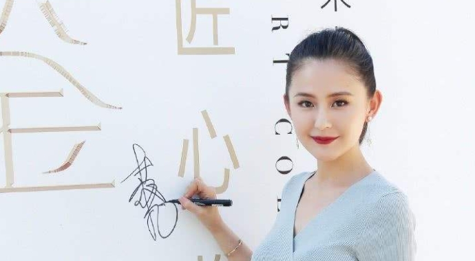 熱依扎個人資料簡介，熱依扎個人資料簡介，揭開她的神秘面紗