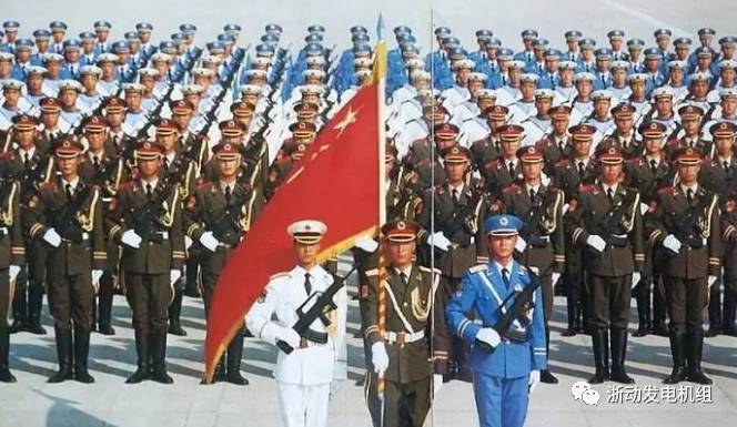 國(guó)慶70周年閱兵觀后感，國(guó)慶70周年閱兵震撼心靈，民族自豪感油然而生
