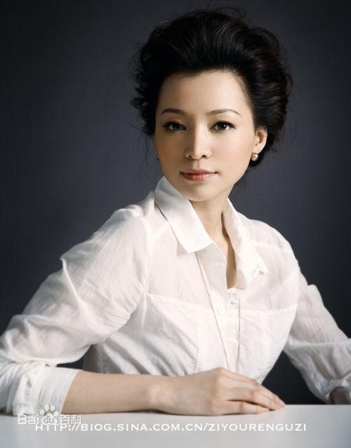 董卿的個人資料簡介，董卿個人資料簡介，探尋她的世界
