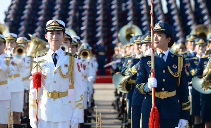 中國儀仗隊女兵紀錄片，展現(xiàn)女性力量與榮耀，中國儀仗隊女兵紀錄片，展現(xiàn)女性力量與榮耀的輝煌時刻