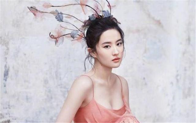 劉亦菲為何叫劉八條，深度解析其背后的原因，深度解析，劉亦菲為何被稱為劉八條的原因探究
