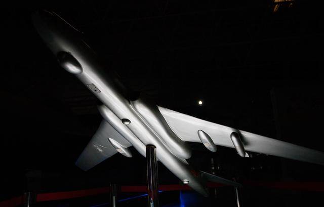 轟-20閻良真實圖片，揭示神秘面紗下的戰(zhàn)略隱身轟炸機，揭秘，戰(zhàn)略隱身轟炸機轟-20閻良真實圖片揭曉神秘面紗