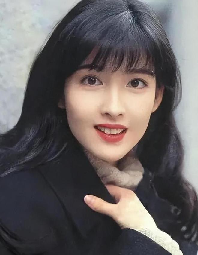 周慧敏簡歷及個人資料大全，周慧敏個人資料及簡歷概述