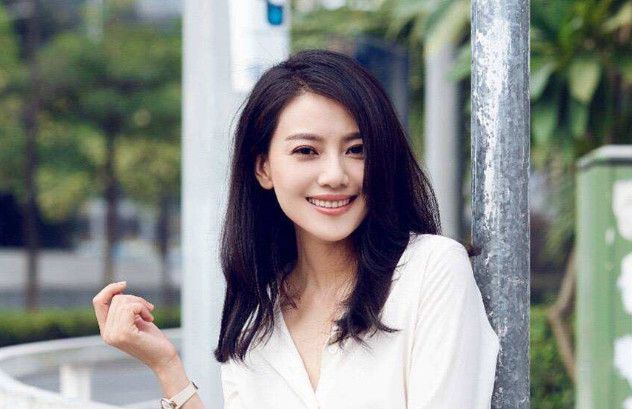 高圓圓現(xiàn)狀令人心酸，演藝之路的挑戰(zhàn)與個(gè)人生活的波折，高圓圓現(xiàn)狀，演藝之路的挑戰(zhàn)與個(gè)人生活的波折，令人心酸的現(xiàn)狀