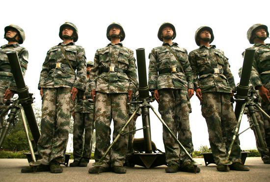 北京衛(wèi)戍區(qū)的兵，真實(shí)的生活與挑戰(zhàn)，北京衛(wèi)戍區(qū)士兵的日常生活與挑戰(zhàn)