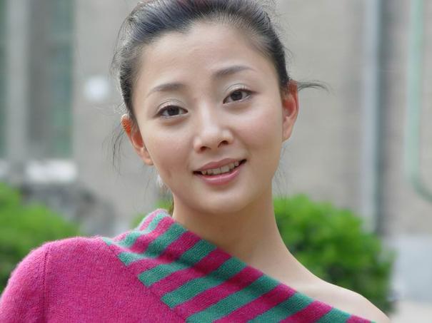 中國(guó)女演員前百?gòu)?qiáng)榜單，璀璨星河的閃耀名字，中國(guó)女演員百?gòu)?qiáng)榜單，璀璨星河中的閃耀名字