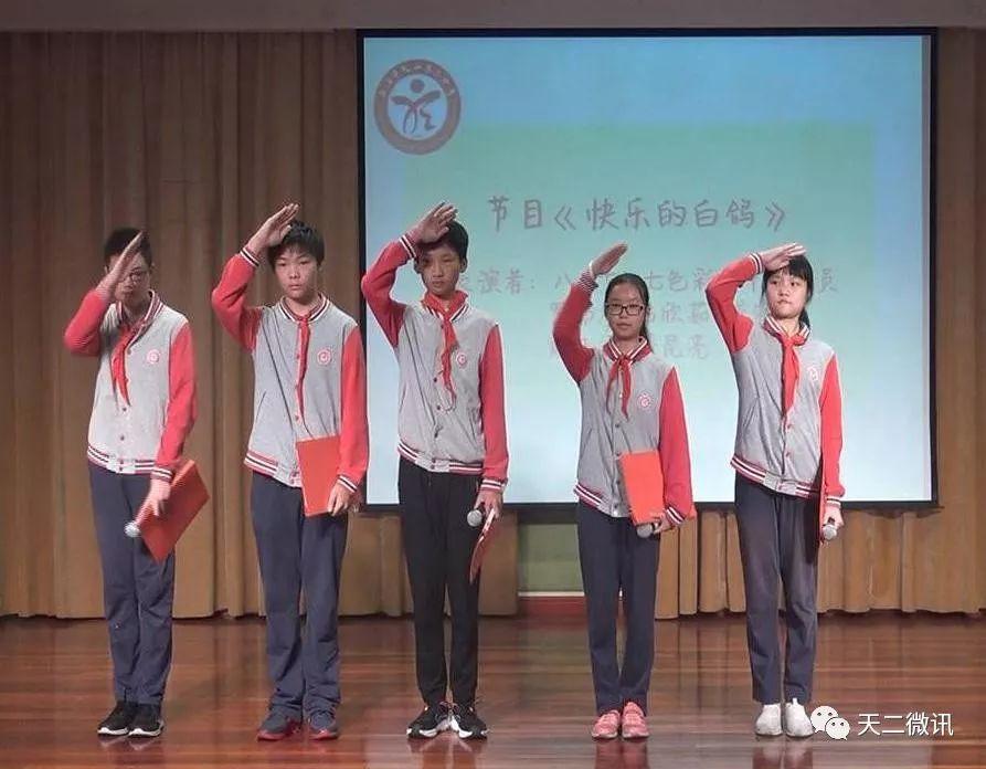 一肖拖一肖二中二組合分析，有多少組可能性？，一肖拖一肖二中二組合解析，可能性組合數(shù)量探究