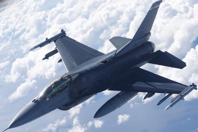 俄羅斯擊落美國F-16戰(zhàn)機(jī)，深度解析事件背景與影響，俄羅斯擊落美國F-16戰(zhàn)機(jī)，事件背景與全球影響深度解析