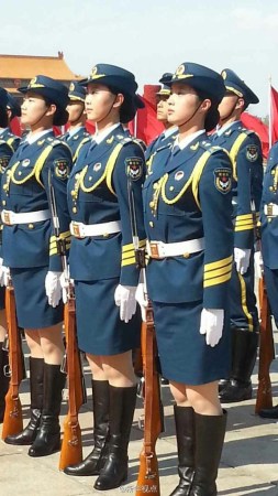 三軍儀仗隊(duì)女兵訓(xùn)練，塑造新時(shí)代巾幗英雄，三軍儀仗隊(duì)女兵訓(xùn)練，鍛造新時(shí)代巾幗英雄風(fēng)采