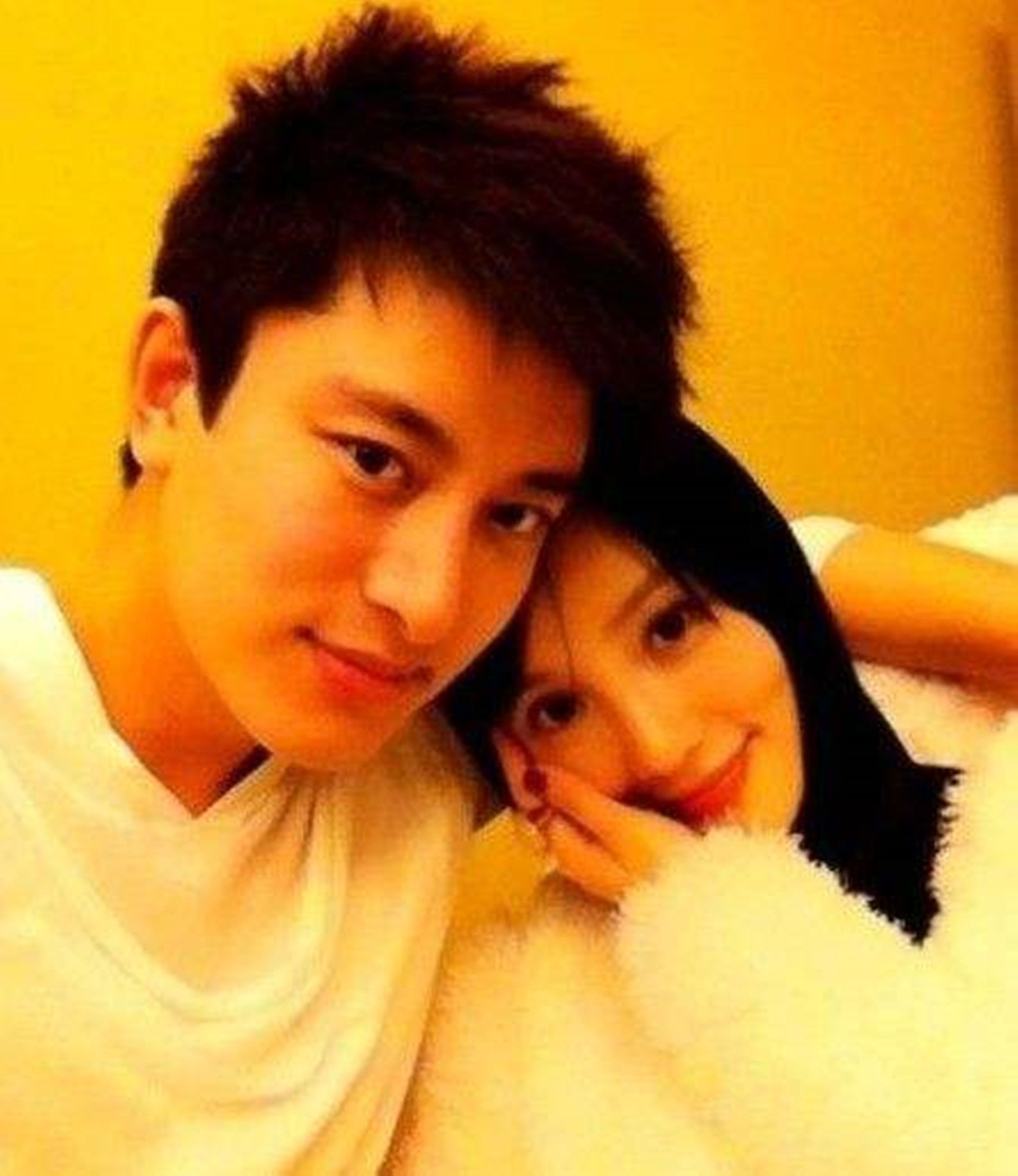 賈乃亮現(xiàn)任妻子是誰(shuí)，深度解析與探討，賈乃亮現(xiàn)任妻子的深度解析與探討