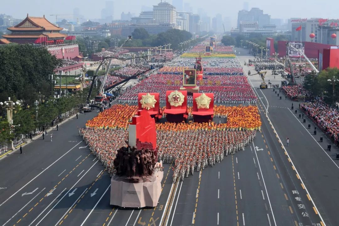 慶祝中華人民共和國成立七十周年國慶大閱兵視頻完整版回顧與解析，中華人民共和國七十周年國慶大閱兵回顧與深度解析