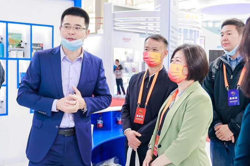 知乎深扒，可怕的娛樂圈背后的真相揭秘，揭秘娛樂圈背后的真相，深度剖析與探討