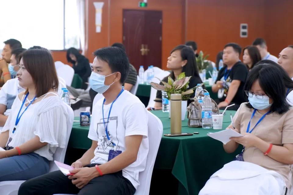 今日熱點，探索新聞前沿，掌握最新動態(tài)，今日熱點速遞，探索新聞前沿，掌握最新動態(tài)資訊