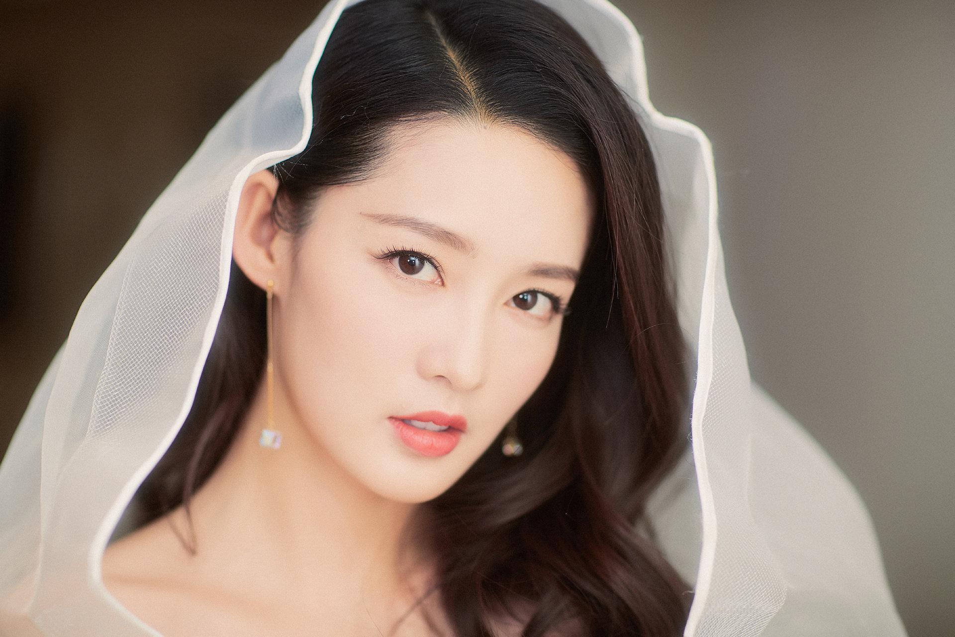 90后公認(rèn)最漂亮女星——她們的美，超越時(shí)光與潮流，90后公認(rèn)最美女星，跨越時(shí)光與潮流的絕美風(fēng)采
