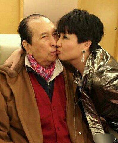 新澳門精準四肖期期中特公開，探索與揭秘，澳門精準四肖期期中特揭秘與探索公開版