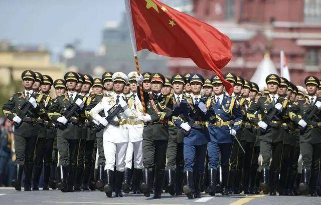 儀仗隊月薪多少？深度解析儀仗隊員的收入狀況，儀仗隊員收入深度解析，月薪究竟多少？
