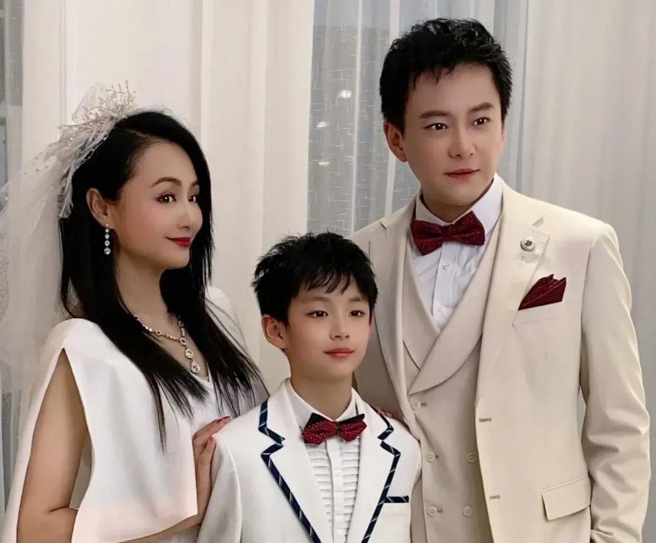 陳曉個人資料簡介及身高，陳曉個人資料簡介，身高及其他詳細信息